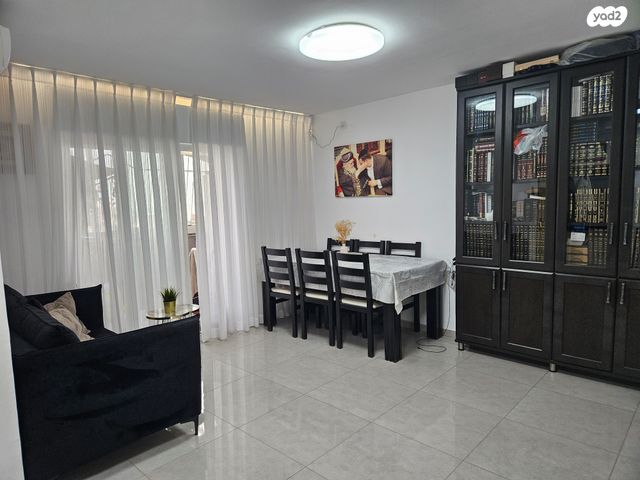 דירה, בושם 16, גילה, ירושלים