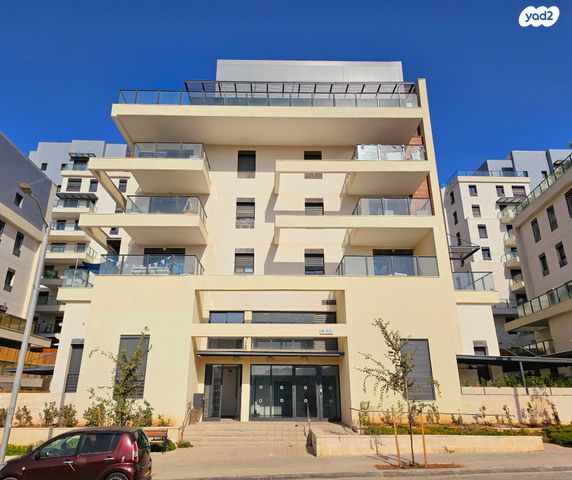 דירה, גולדה מאיר 48, מורשת, מודיעין מכבים רעות