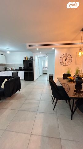 דירה, הצוק 1, עיר ימים / הבלוט, אשקלון