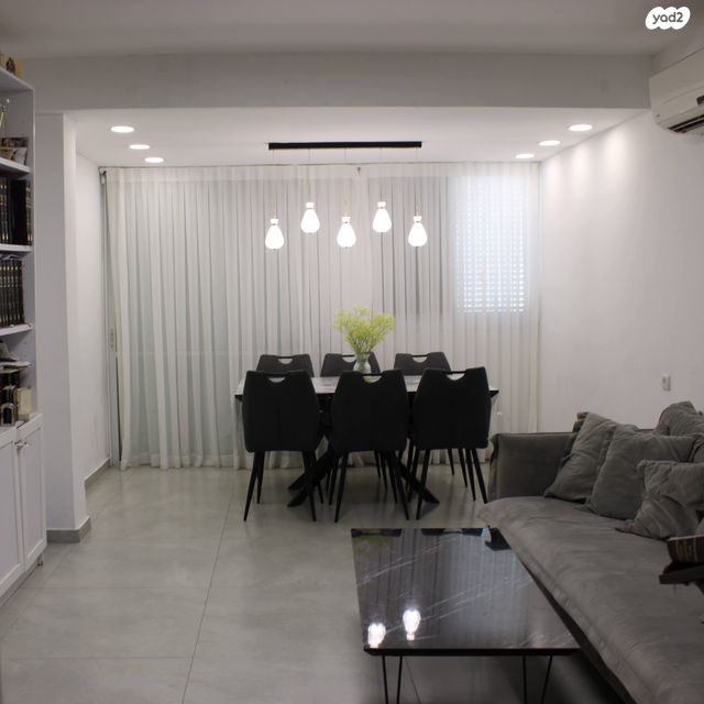 בעלי התוספות 9