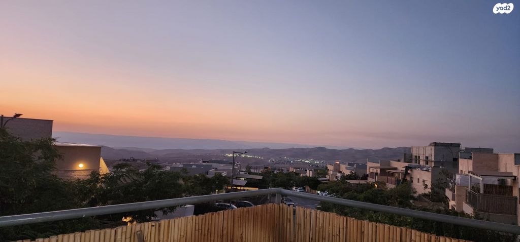 דרך נחל קדם 203