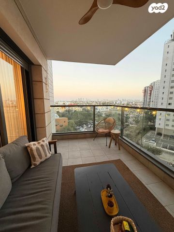 דירה, שמשון זליג 9, האירוס, ראשון לציון