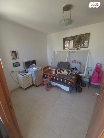 דירה, אברהם שטרן 5, קרית היובל, ירושלים