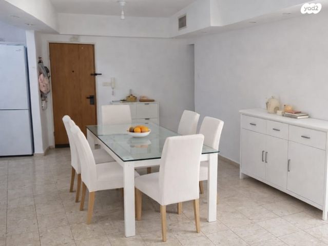 דירת גן, נץ החלב 12, הפרחים, מודיעין מכבים רעות