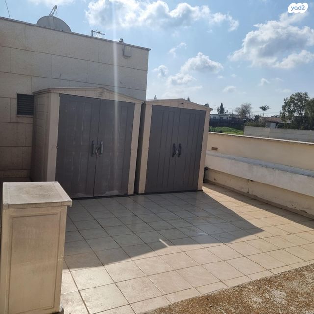 גג/ פנטהאוז, העומרים 15, וואלי, העמק, נס ציונה