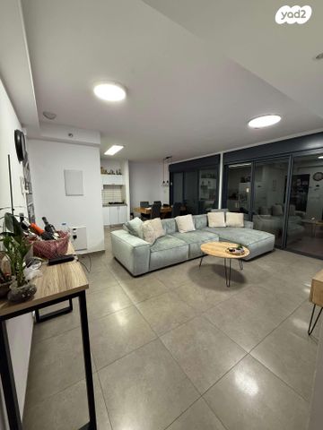 דירה, אליהו קראוזה 3, אגרובנק, חולון