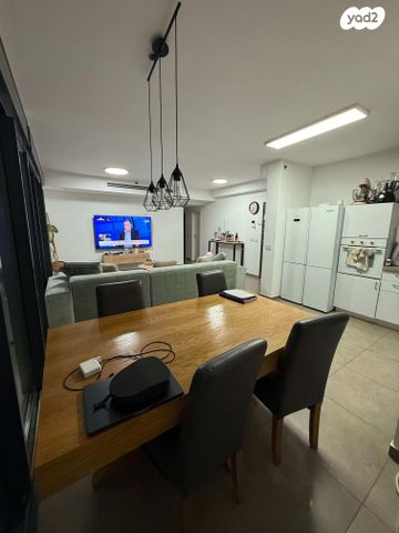 דירה, אליהו קראוזה 3, אגרובנק, חולון