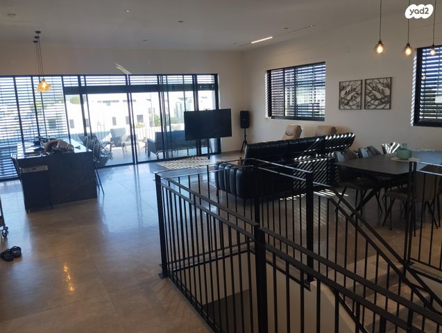 דו משפחתי, החורש 2, יפה נוף, עתלית