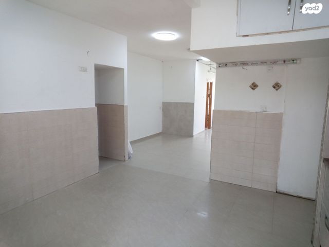 דירה, עזרא 35, ג' / מרכז מזרח העיר, רחובות