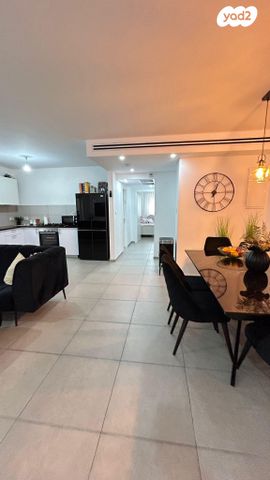 דירה, הצוק 1, עיר ימים / הבלוט, אשקלון