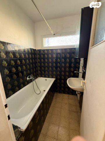 אבא הלל סילבר 25