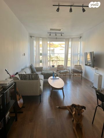 סמטת בצלאל 7