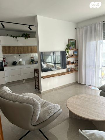 דרך הבשמים 114