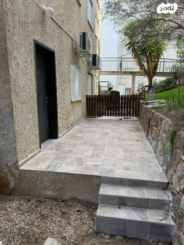 שדרות מוריה 25