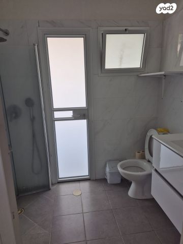 דירה, פתח תקווה 85, רמת חן ובן ציון, נתניה