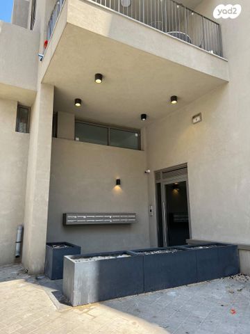 דירה, יהודה מרגוזה 37, צפון יפו, המושבה האמריקאית-גרמנית, תל אביב יפו