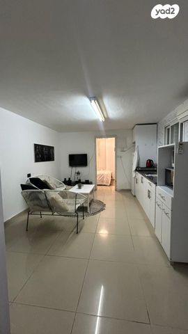 יחידת דיור, אלפסי 51, שיכון ב, כפר יונה