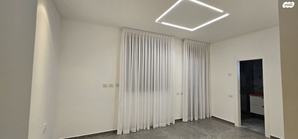 גג/ פנטהאוז, אריאל שרון 1, נווה שרון / שער העיר, נתיבות