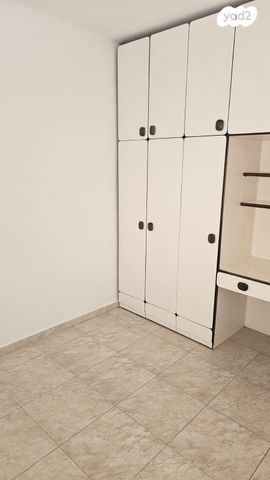 דירה, שמואל סלנט 64, המרכז השקט / מרכז העיר, פתח תקווה