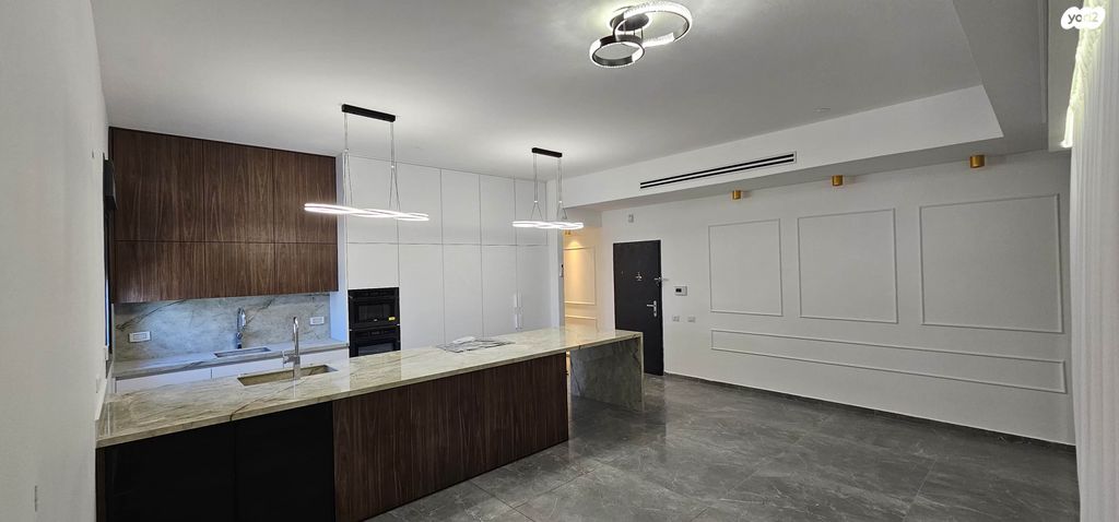 גג/ פנטהאוז, אריאל שרון 1, נווה שרון / שער העיר, נתיבות