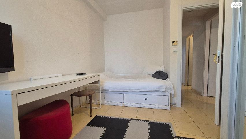 דירה, הכנסת הגדולה 16, בבלי, תל אביב יפו