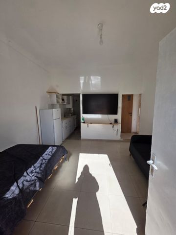 דירה, אליהו סלמן 22, מחנה יהודה - לב העיר, ירושלים