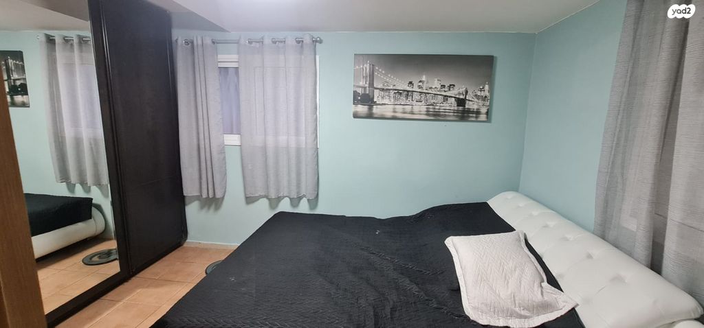 דירת גן, שדרות העצמאות 68, עמידר, בת ים