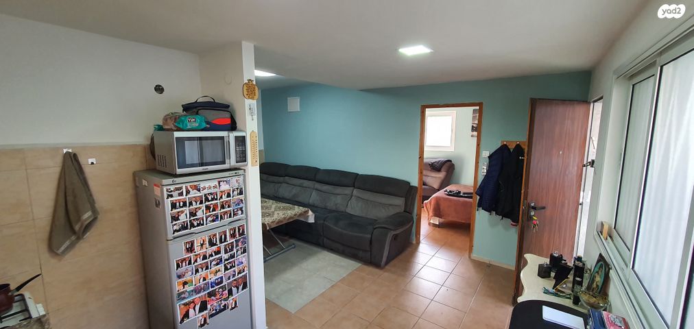 דירת גן, שדרות העצמאות 68, עמידר, בת ים