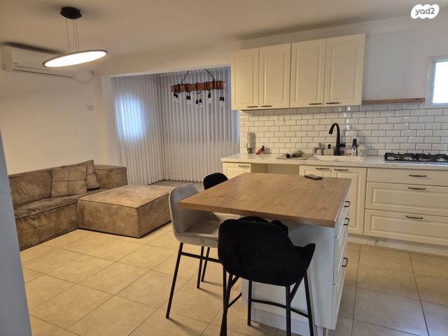 דירה, פתח תקווה 85, רמת חן ובן ציון, נתניה