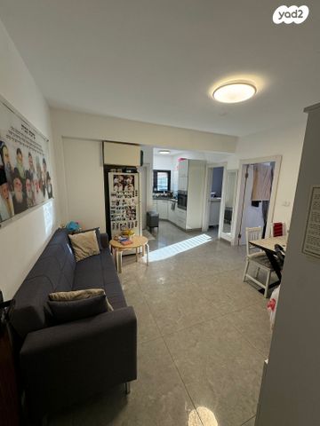 יוסף טרומפלדור 12