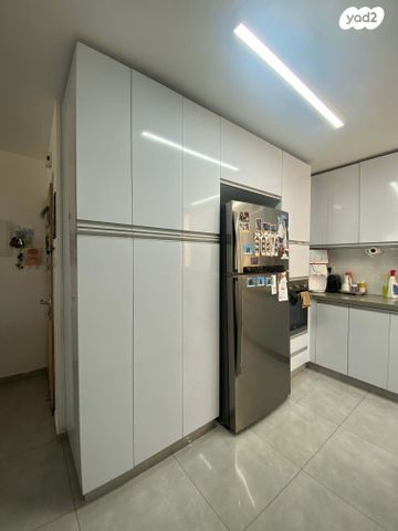 דירה, שיק 6, נווה עופר, תל כביר, תל אביב יפו