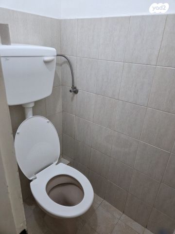 דירה, הרב קניאל 11, מעונות גאולה, חיפה