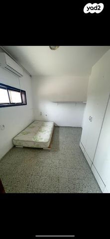 שדה עוזיהו 1