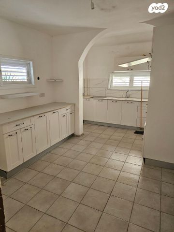 דירה, הדקל 13, שושנת העמקים, שושנת העמקים