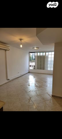 דירה, יוסף זימן 16, נחלת יצחק, תל אביב יפו