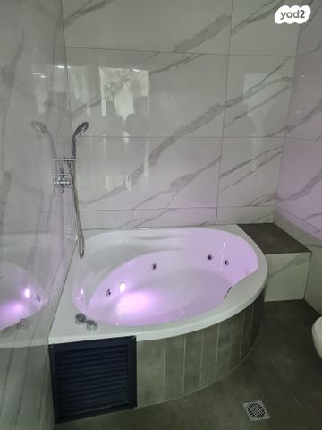 יביע אומר 13