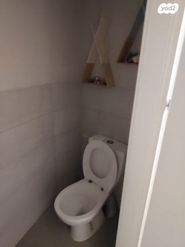 יחידת דיור, העבודה 19, ברנדייס, חדרה