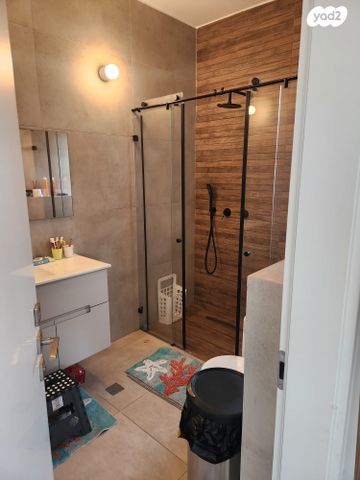 בית פרטי/ קוטג', שדרות אלון 118, גבעות בר, גבעות בר