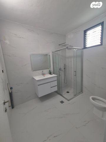 דירת גן, שלום עליכם 21, המרכז האזרחי, רמלה