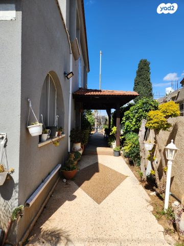 בית פרטי/ קוטג', יאנוש קורצ'אק 12, שאר העיר, קדימה צורן