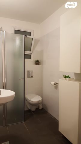 יחידת דיור, אריות הגולן 17, רמת אמיר, קדימה צורן