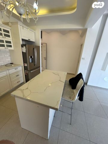 דירה, בן יהודה 41, מסדה, חיפה