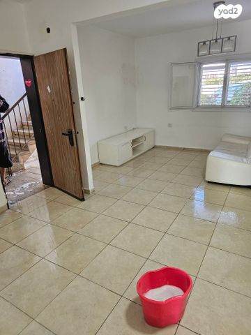 דירה, הדקל 13, שושנת העמקים, שושנת העמקים