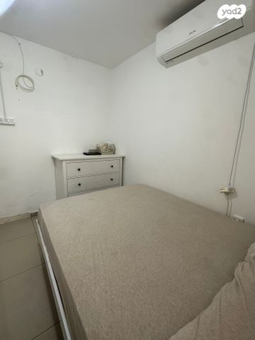 דירה, שדרות הרצל 117, שבעת המינים, דימונה