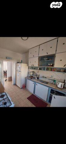 דירה, פינסקר 8, נווה שאנן, חיפה