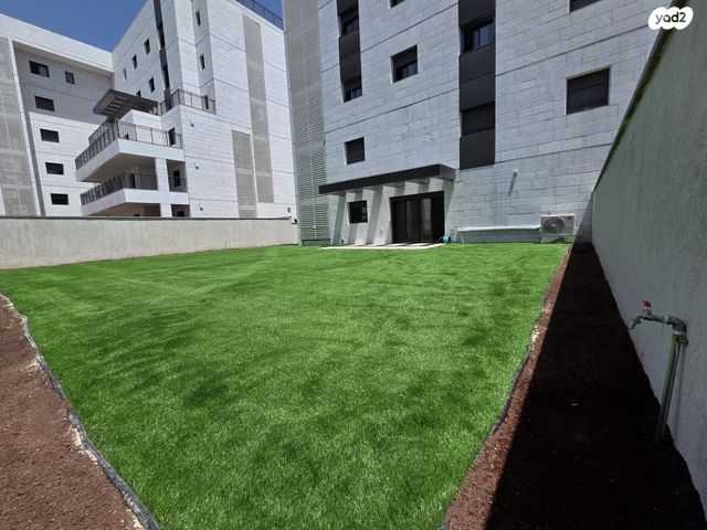 דירת גן, חיים הרצוג 2, פסגות אפק, ראש העין