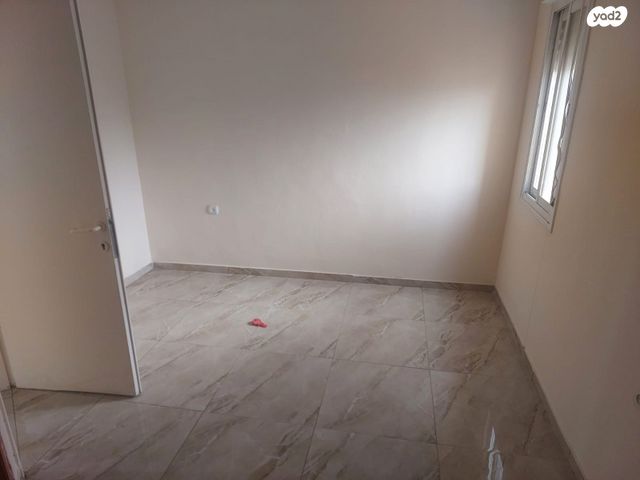 דירה, ככר יהלום 12, שאר העיר, מעלה אדומים