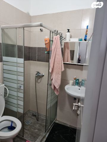 דירה, שלוש השעות 37, נחלת שמעון, בני ברק