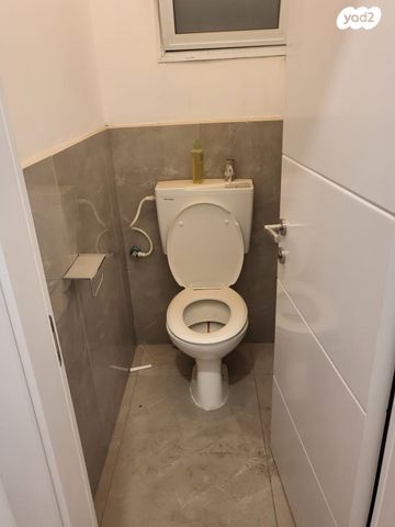 דירה, שלוש השעות 37, נחלת שמעון, בני ברק