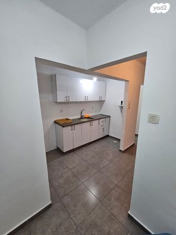 דירה, החי"ם 24, תל גיבורים, חולון